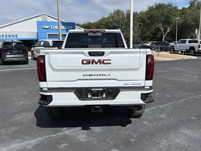 2026 GMC Sierra 2500HD Crew Cab, Standard Bed, Denali, 4WD