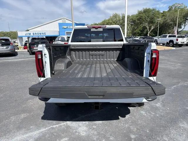 2026 GMC Sierra 2500HD Crew Cab, Standard Bed, Denali, 4WD