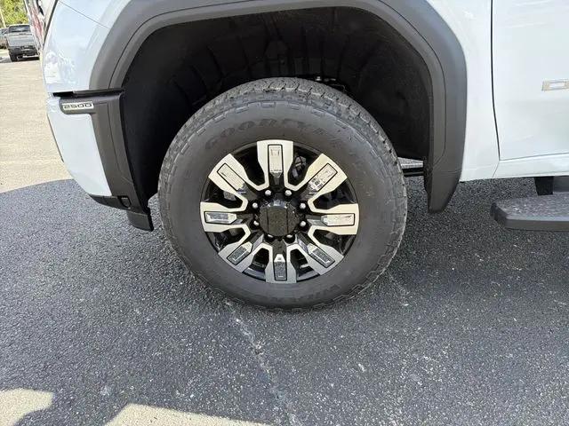 2026 GMC Sierra 2500HD Crew Cab, Standard Bed, Denali, 4WD