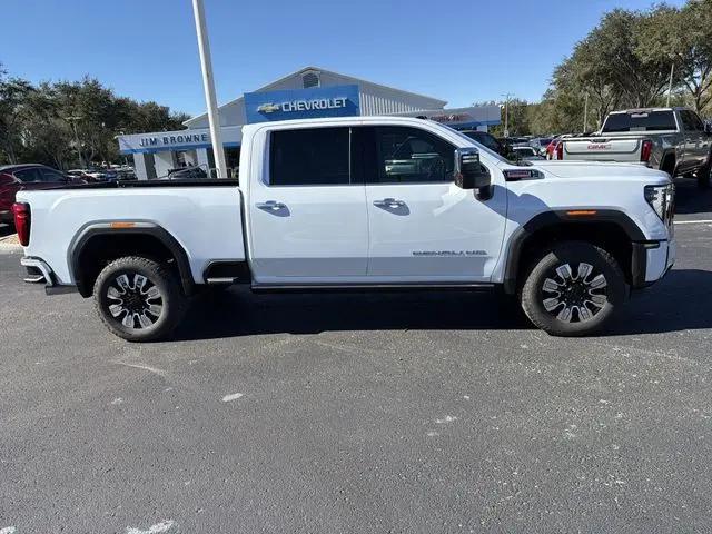 2026 GMC Sierra 2500HD Crew Cab, Standard Bed, Denali, 4WD