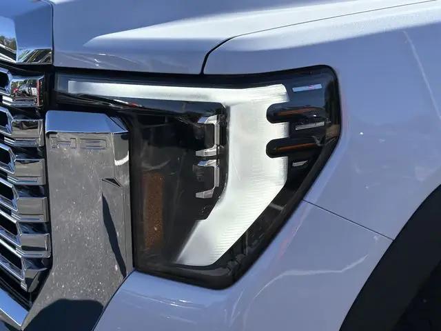 2026 GMC Sierra 2500HD Crew Cab, Standard Bed, Denali, 4WD