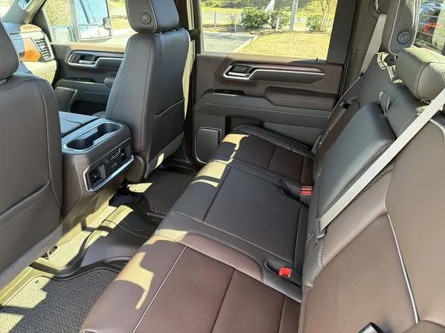 2026 GMC Sierra 2500HD Crew Cab, Standard Bed, Denali, 4WD