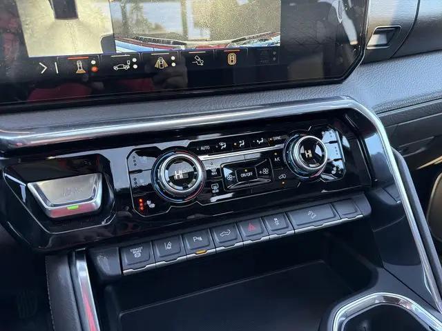 2026 GMC Sierra 2500HD Crew Cab, Standard Bed, Denali, 4WD