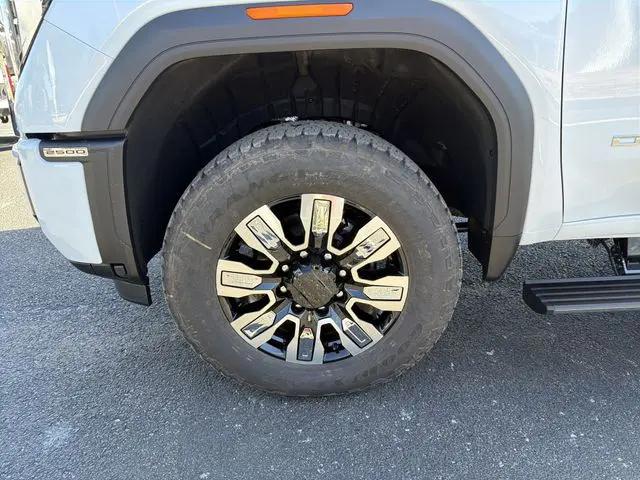 2026 GMC Sierra 2500HD Crew Cab, Standard Bed, Denali, 4WD