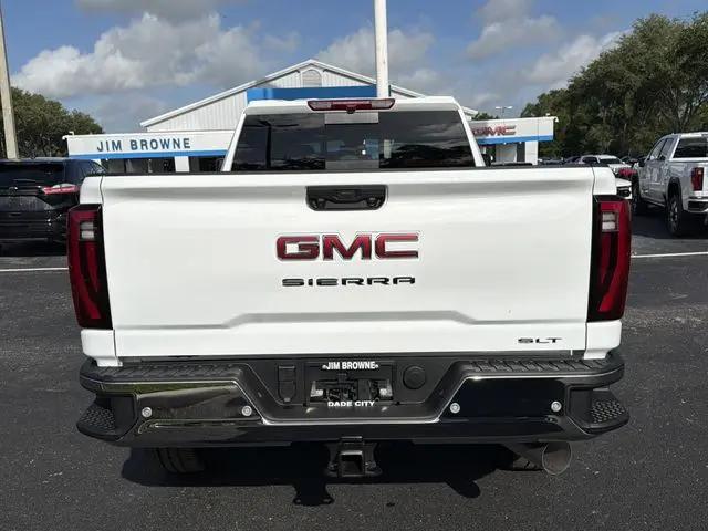 2026 GMC Sierra 3500HD Crew Cab, Long Bed, SLT Dual Rear Wheel, 4WD