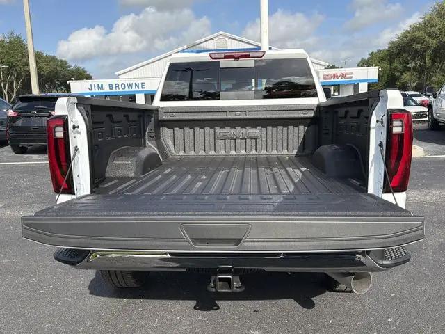 2026 GMC Sierra 3500HD Crew Cab, Long Bed, SLT Dual Rear Wheel, 4WD