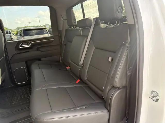 2026 GMC Sierra 3500HD Crew Cab, Long Bed, SLT Dual Rear Wheel, 4WD