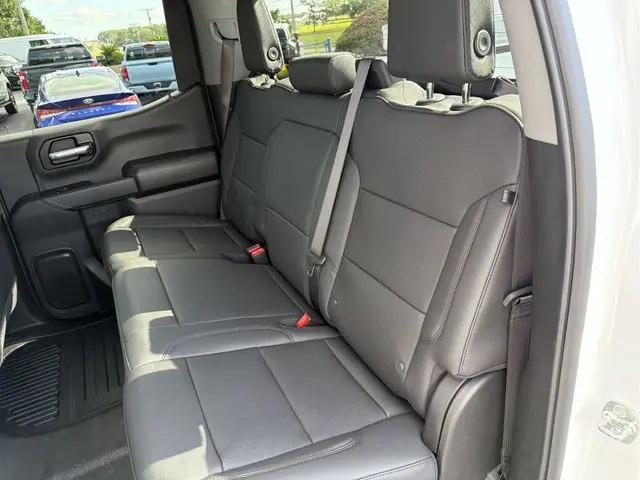 2026 GMC Sierra 1500 Crew Cab, Standard Bed, Pro, 4WD