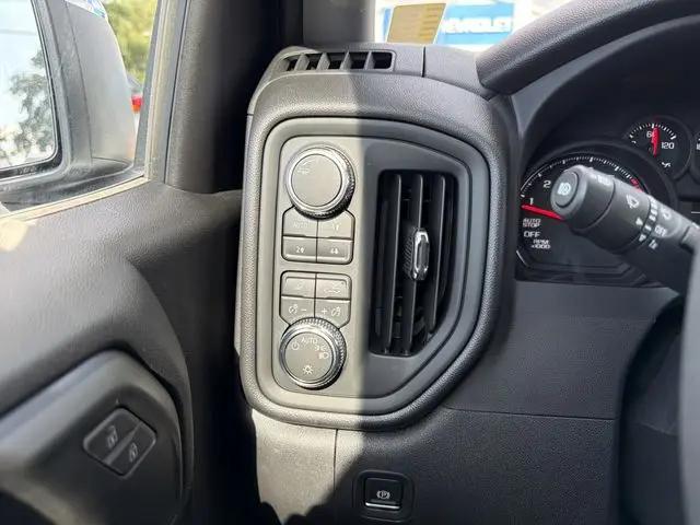 2026 GMC Sierra 1500 Crew Cab, Standard Bed, Pro, 4WD
