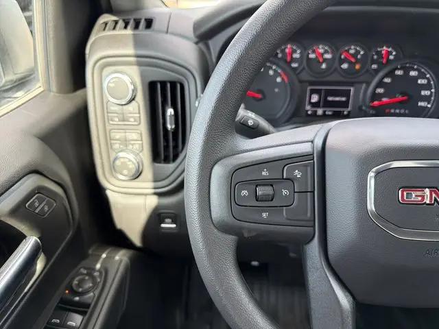 2026 GMC Sierra 1500 Crew Cab, Standard Bed, Pro, 4WD