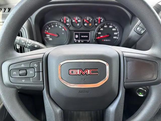 2026 GMC Sierra 1500 Crew Cab, Standard Bed, Pro, 4WD