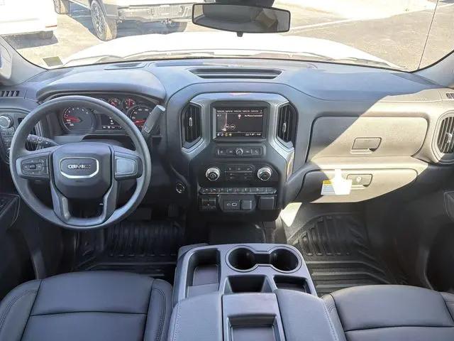 2026 GMC Sierra 1500 Crew Cab, Standard Bed, Pro, 4WD
