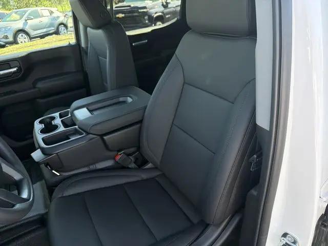 2026 GMC Sierra 1500 Crew Cab, Standard Bed, Pro, 4WD