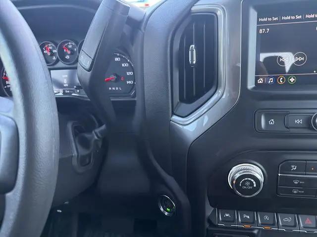 2026 GMC Sierra 1500 Crew Cab, Standard Bed, Pro, 4WD