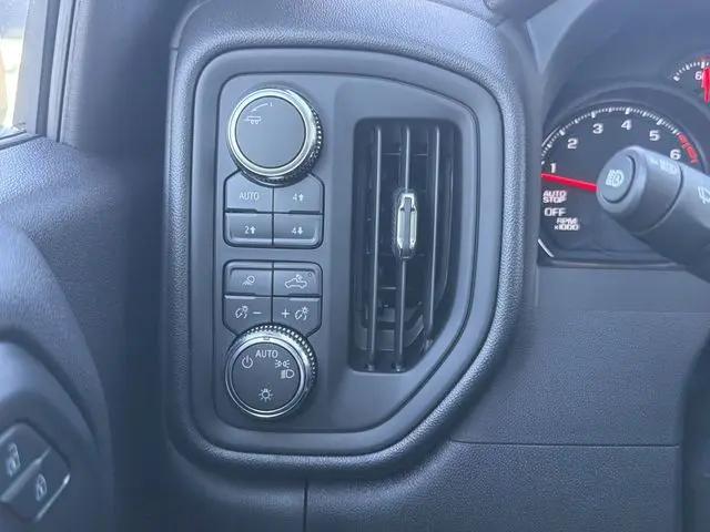 2026 GMC Sierra 1500 Crew Cab, Standard Bed, Pro, 4WD