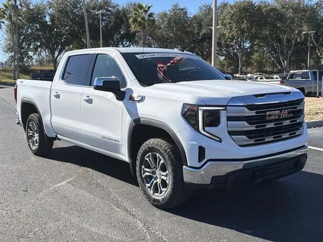 2026 GMC Sierra 1500 Crew Cab, Short Bed, SLE, 4WD