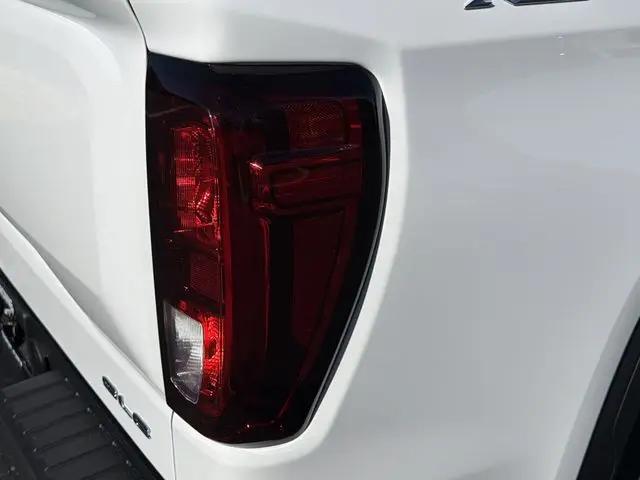 2026 GMC Sierra 1500 Crew Cab, Short Bed, SLE, 4WD