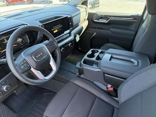 2026 GMC Sierra 1500 Crew Cab, Short Bed, SLE, 4WD