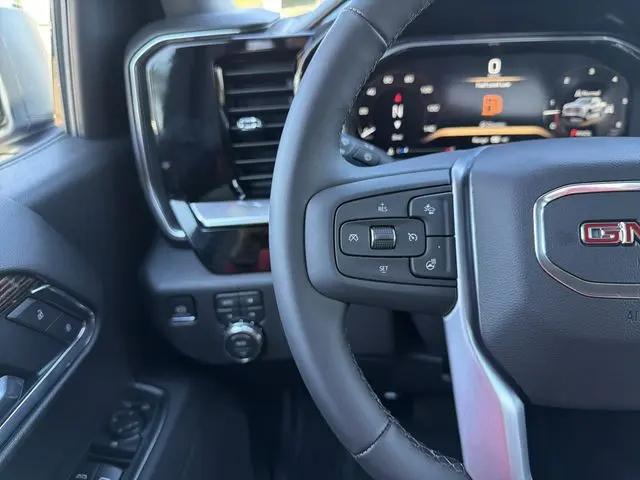 2026 GMC Sierra 1500 Crew Cab, Short Bed, SLE, 4WD