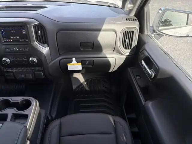 2026 GMC Sierra 1500 Crew Cab, Short Bed, Pro, 4WD
