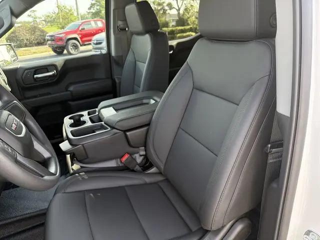 2026 GMC Sierra 1500 Crew Cab, Short Bed, Pro, 4WD