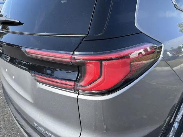 2026 GMC Acadia Elevation FWD