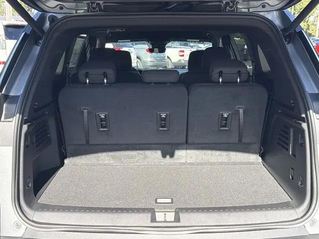 2026 GMC Acadia Elevation FWD