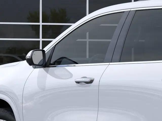2026 GMC Acadia Denali FWD