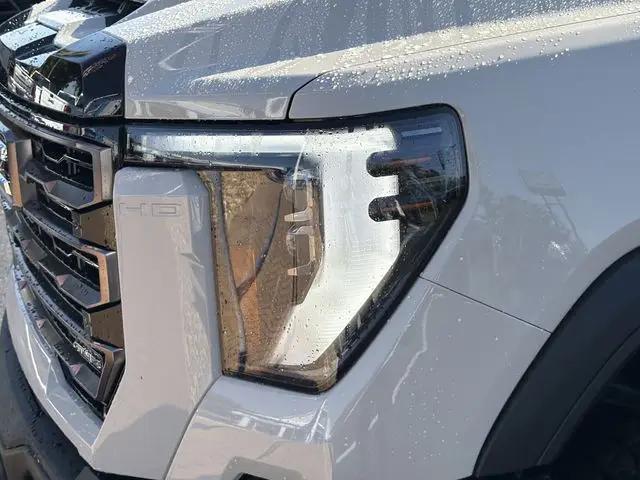 2026 GMC Sierra 2500HD Crew Cab, Standard Bed, AT4X, 4WD