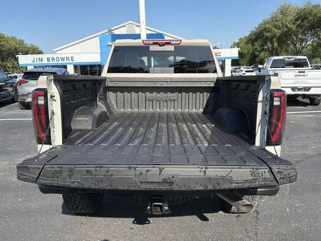 2026 GMC Sierra 2500HD Crew Cab, Standard Bed, AT4X, 4WD