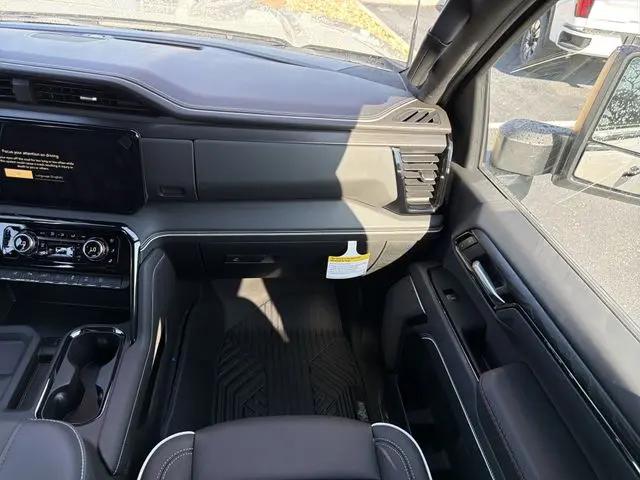 2026 GMC Sierra 2500HD Crew Cab, Standard Bed, AT4X, 4WD