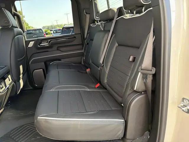 2026 GMC Sierra 2500HD Crew Cab, Standard Bed, AT4X, 4WD