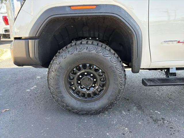 2026 GMC Sierra 2500HD Crew Cab, Standard Bed, AT4X, 4WD