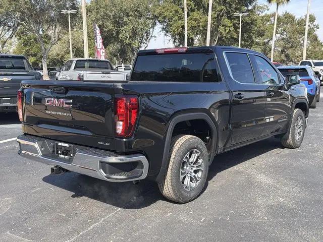 2026 GMC Sierra 1500 Crew Cab, Short Bed, SLE, RWD