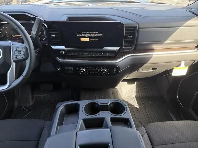 2026 GMC Sierra 1500 Crew Cab, Short Bed, SLE, RWD