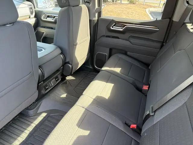 2026 GMC Sierra 1500 Crew Cab, Short Bed, SLE, RWD