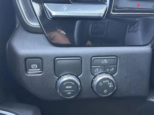 2026 GMC Sierra 1500 Crew Cab, Short Bed, SLE, RWD