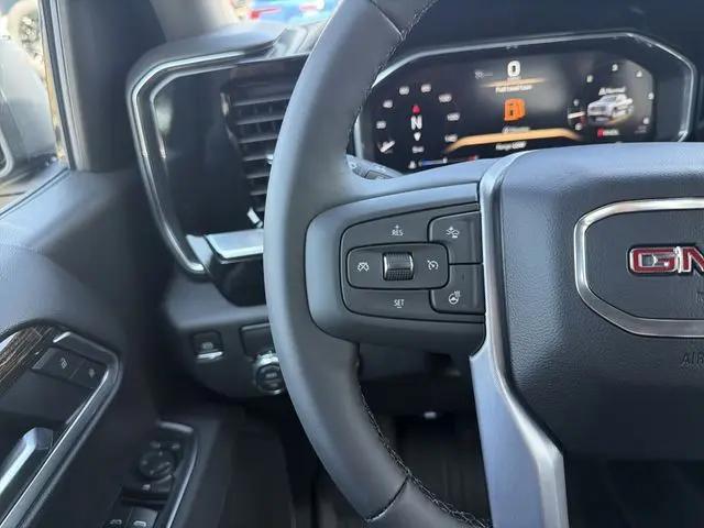 2026 GMC Sierra 1500 Crew Cab, Short Bed, SLE, RWD