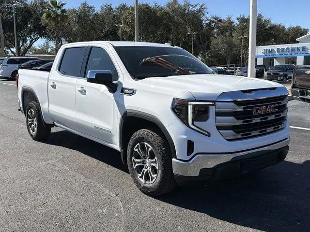 2026 GMC Sierra 1500 Crew Cab, Short Bed, SLE, RWD