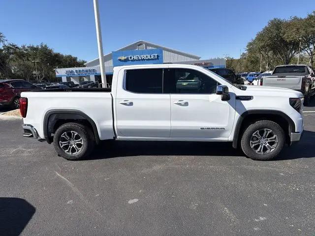 2026 GMC Sierra 1500 Crew Cab, Short Bed, SLE, RWD
