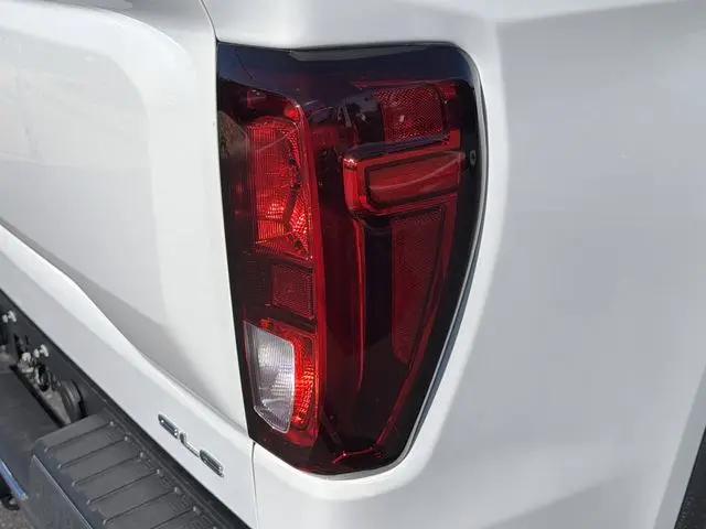 2026 GMC Sierra 1500 Crew Cab, Short Bed, SLE, RWD