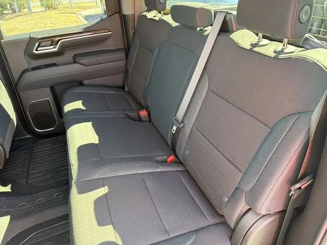 2026 GMC Sierra 1500 Crew Cab, Short Bed, SLE, RWD