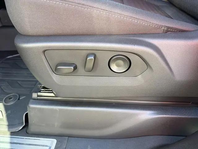 2026 GMC Sierra 1500 Crew Cab, Short Bed, SLE, RWD