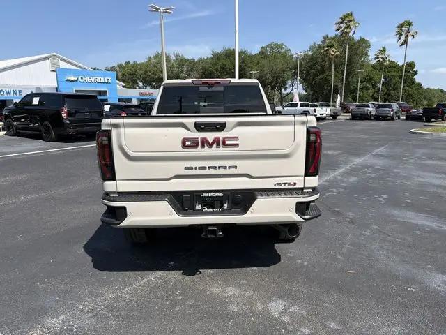 2026 GMC Sierra 2500HD Crew Cab, Standard Bed, AT4, 4WD
