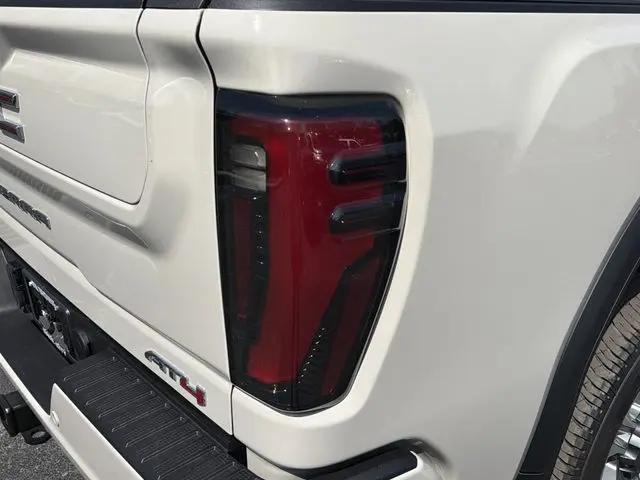 2026 GMC Sierra 2500HD Crew Cab, Standard Bed, AT4, 4WD