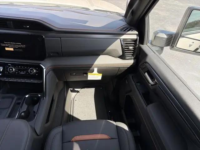2026 GMC Sierra 2500HD Crew Cab, Standard Bed, AT4, 4WD