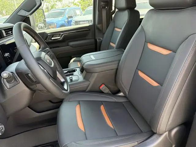 2026 GMC Sierra 2500HD Crew Cab, Standard Bed, AT4, 4WD