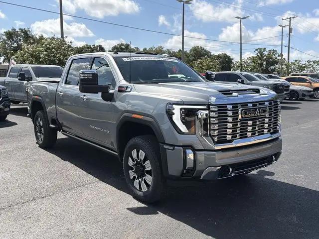 2026 GMC Sierra 2500HD Crew Cab, Standard Bed, Denali, 4WD