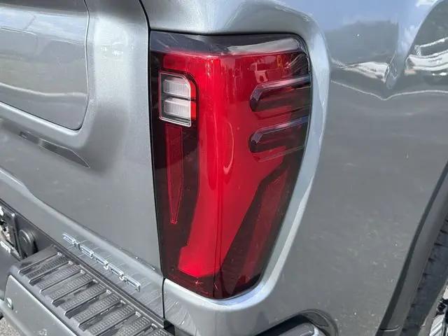 2026 GMC Sierra 2500HD Crew Cab, Standard Bed, Denali, 4WD