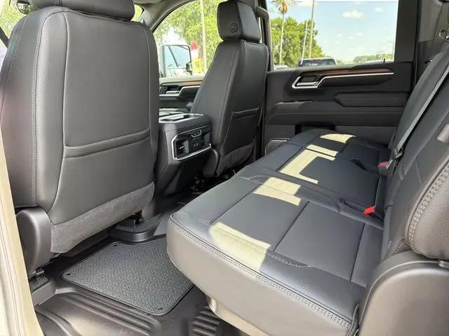 2026 GMC Sierra 2500HD Crew Cab, Standard Bed, Denali, 4WD